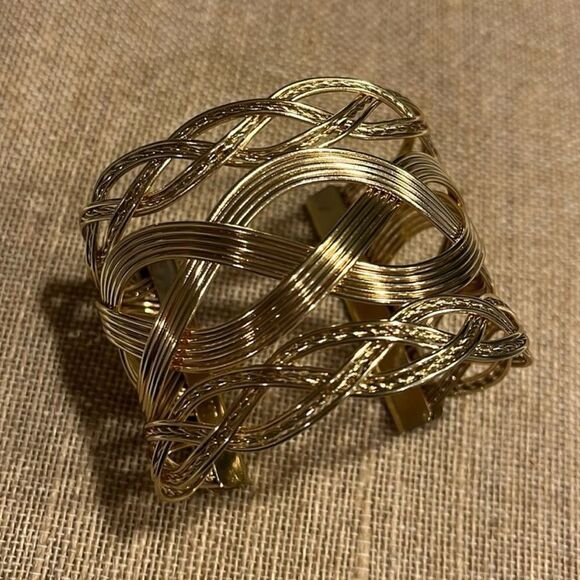 Gold Tone Woven Design Fashion Bracelet Cuff New No Tags Boho Glam Chic - Picture 1 of 3